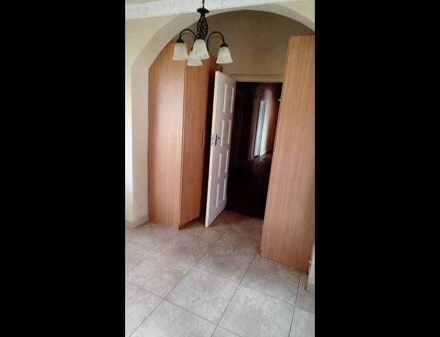 1 bed property to rent in KENSINGTON